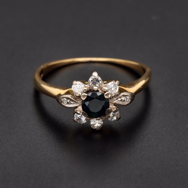 18ct Yellow Gold Sapphire & Diamond Ring