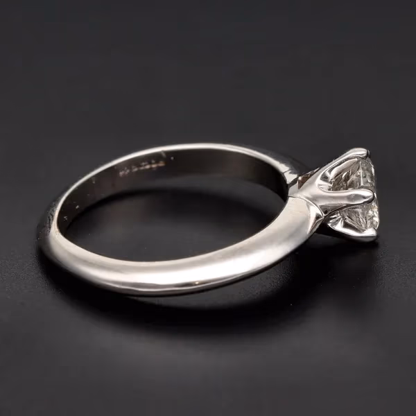 18ct White Gold 1.5ct Diamond Ring
