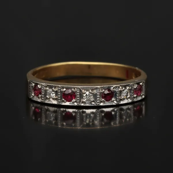18ct Gold Ruby Diamond Ring