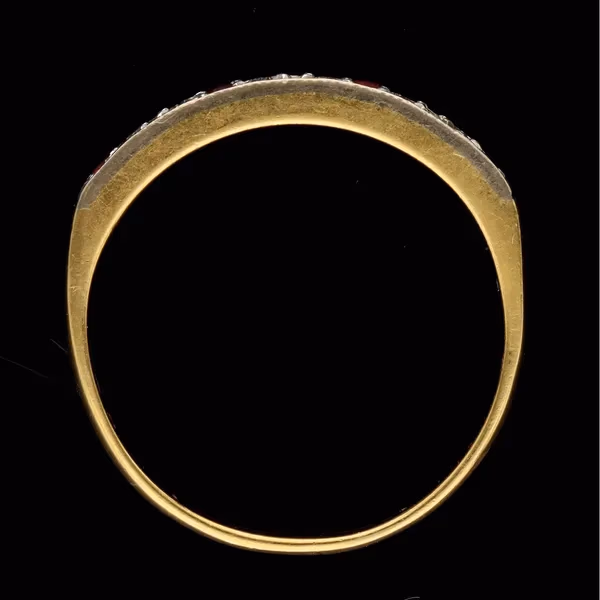 18ct Gold Ruby Diamond Ring