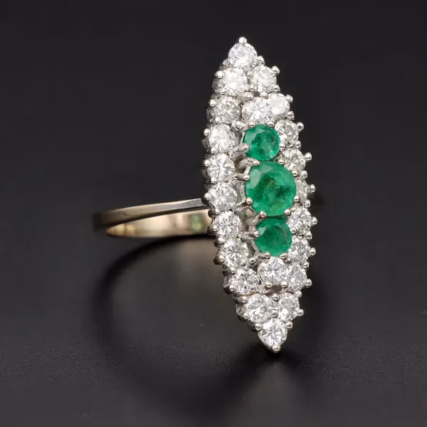 18ct Gold Diamond and Emerald Ring