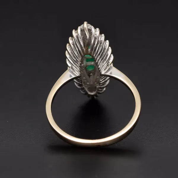 18ct Gold Diamond and Emerald Ring