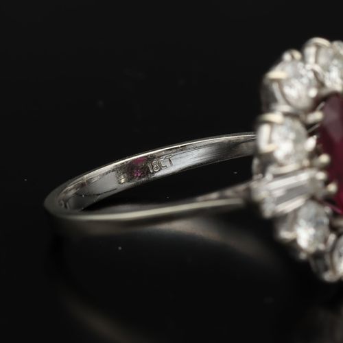 Art Deco 18ct White Gold Ruby and Diamond Ring image-4