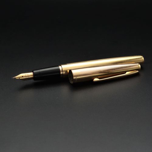 Boxed Waterman Vintage Fountain Pen image-3