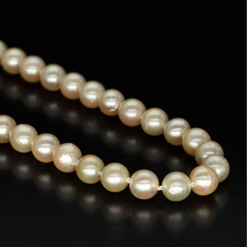 Re Strung Cultured Pearls image-3