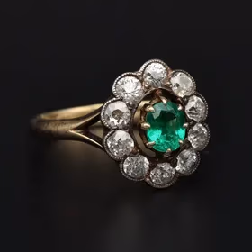 Edwardian 18ct Yellow Gold O-Cut Diamond & Colombian Emerald Ring