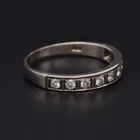 18ct White Gold Diamond Ring