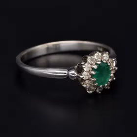 9ct White Gold Emerald & Diamond Cluster Ring.