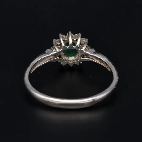 9ct White Gold Emerald & Diamond Cluster Ring.