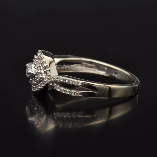 Gold Diamond Ring