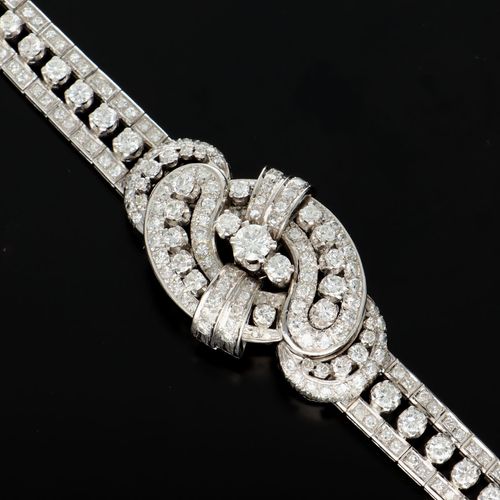 15ct White Gold Vintage Diamond Bracelet image-2