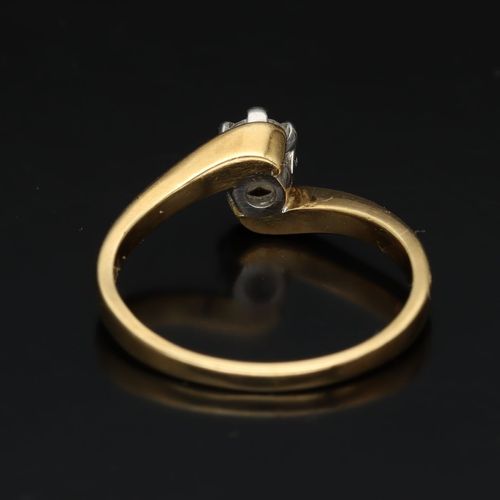 18ct Gold 0.30ct Diamond Ring image-5