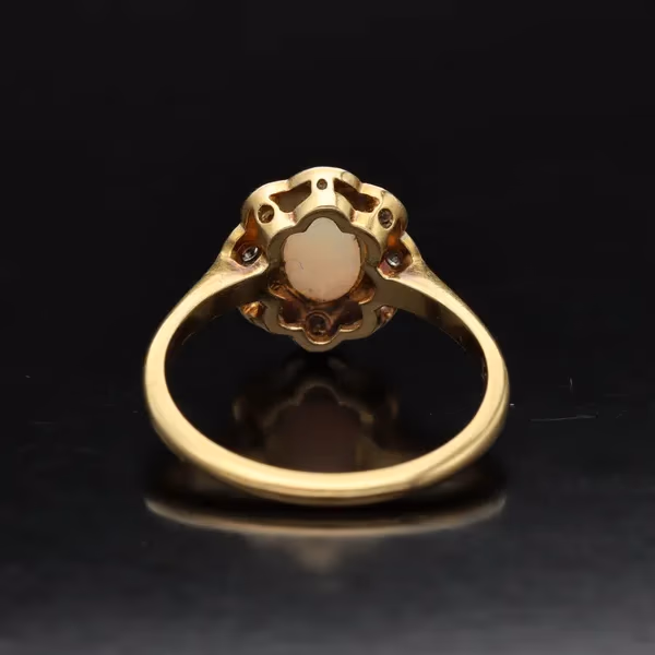 Art Deco 18ct Gold Opal and Diamond Ring