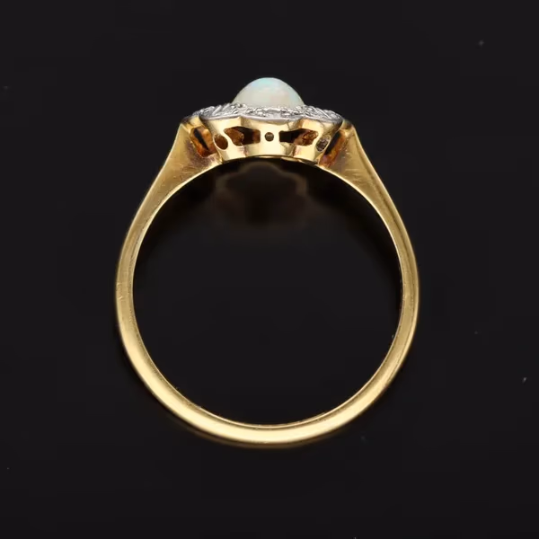 Art Deco 18ct Gold Opal and Diamond Ring
