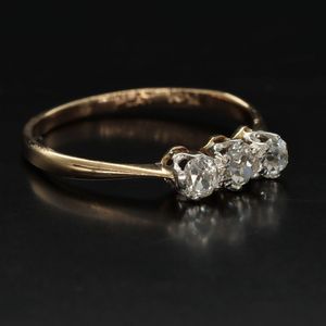 18ct Gold and Platinum Diamond Ring