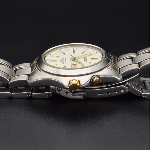 Seiko Kinetic Day Date Watch