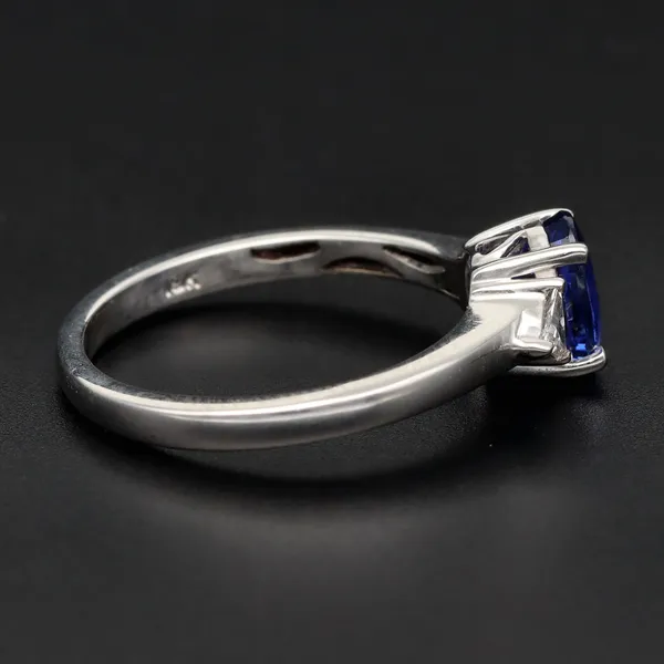 18ct White Gold Tanzanite & Diamond Ring