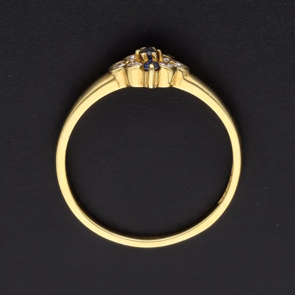 18ct Gold Diamond Sapphire Ring