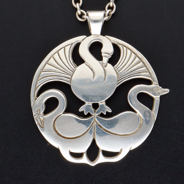 Vintage Shetland Silver 'Three Nornes' Swan Necklace