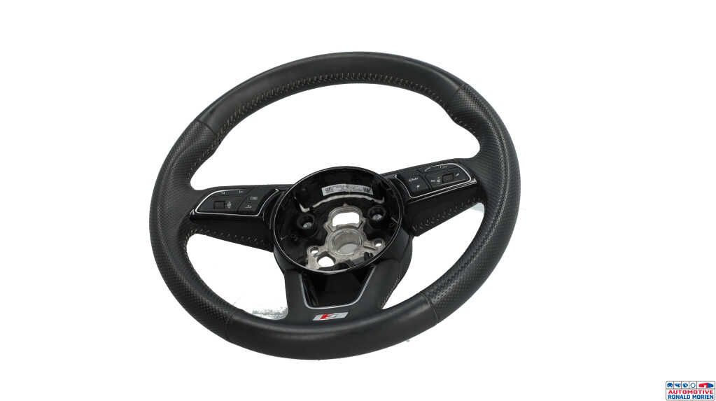 Used Steering wheel Audi Q2 (GAB/GAG) 1.5 35 TFSI 16V Price € 165,00 Margin scheme offered by Automaterialen Ronald Morien B.V.