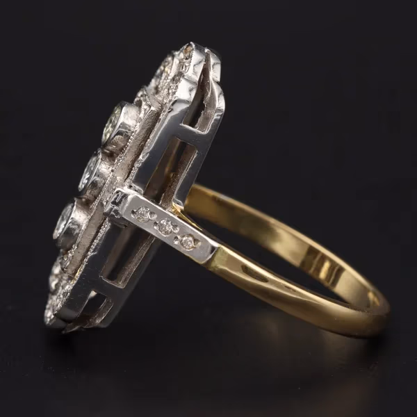 18ct Gold Diamond Ring