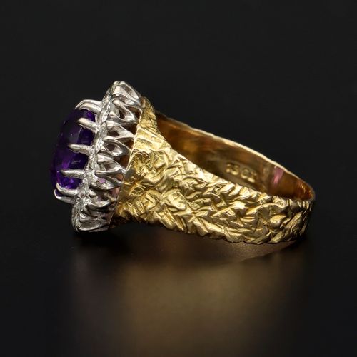 18ct Gold Amethyst and Diamond Ring image-3