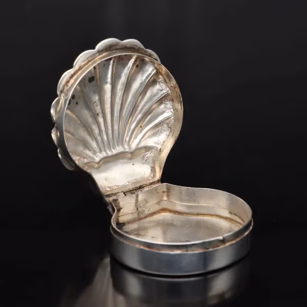 Silver Scallop Shell Pill Box