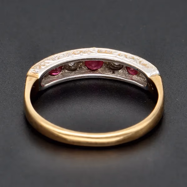 Retro Gold Ruby Diamond Ring