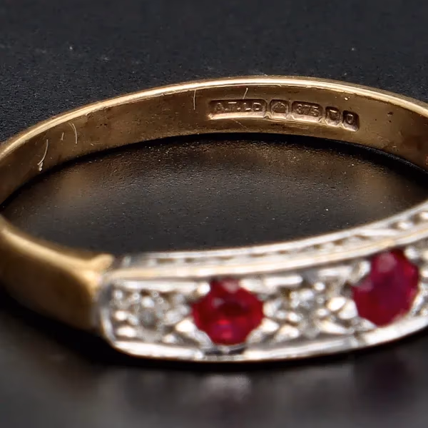 Retro Gold Ruby Diamond Ring
