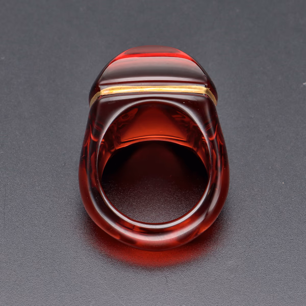 Baccarat Coquillage Ring in Ruby Red Crystal