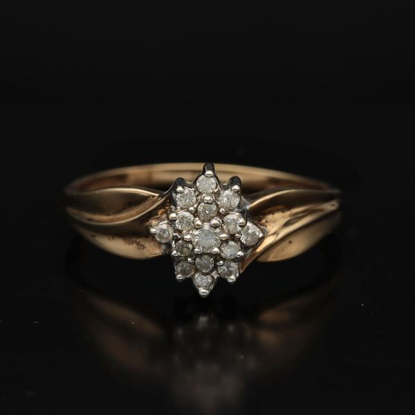 Gold Diamond Ring