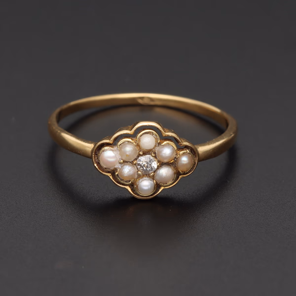 Victorian/Edwardian 18ct Yellow Gold Pearl & Diamond Cluster Ring