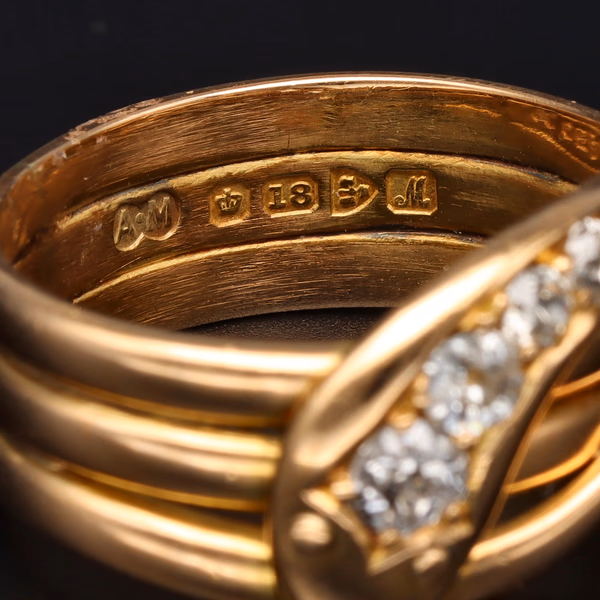 18ct Gold Diamond Ring