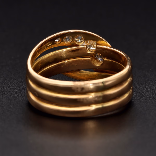 18ct Gold Diamond Ring