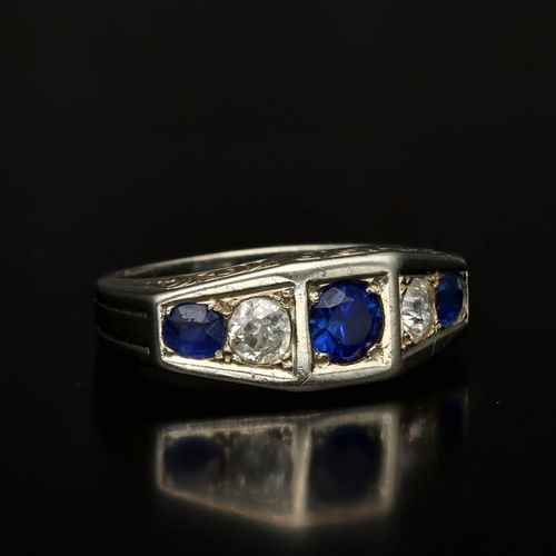 Art Deco Sapphire and Diamond Ring image-1