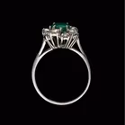 18ct White Gold Emerald & Diamond Ring