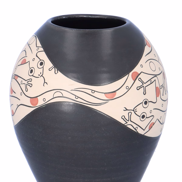 Louise Darby Contemporary Studio Pottery Stoneware Vase with Gecko Design