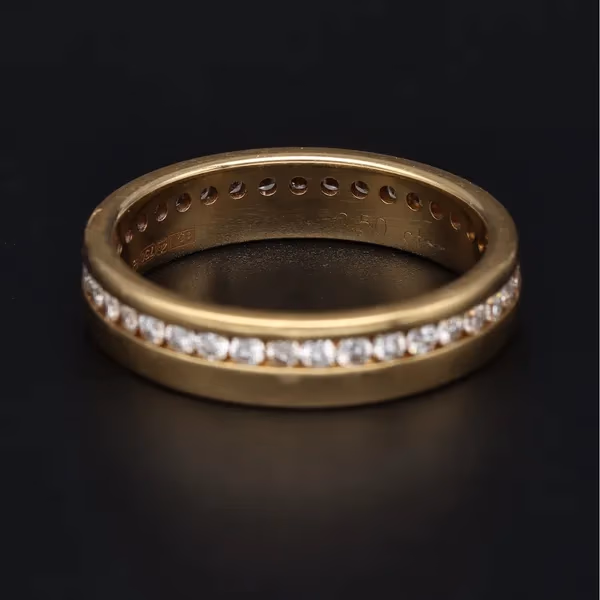 18ct Yellow Gold Full Diamond Ring