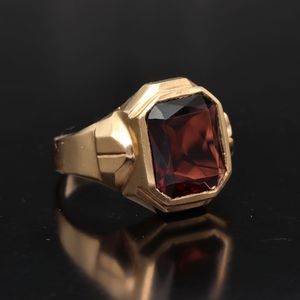 10k Gold Large Natural Garnet Ring.