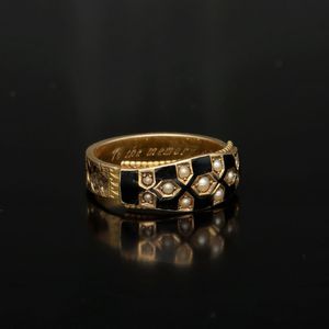 Victorian 15ct Gold Memorial Ring