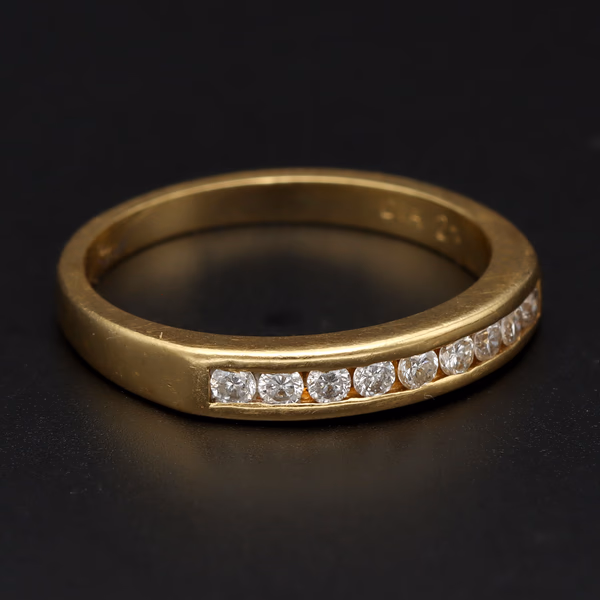 Heavy 18ct Yellow Gold 0.25ct Diamond Half Eternity Ring