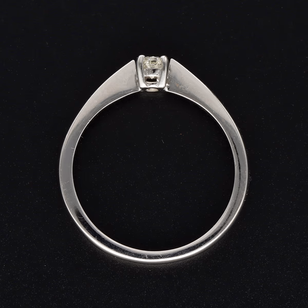 18ct Gold Diamond Solitaire Ring