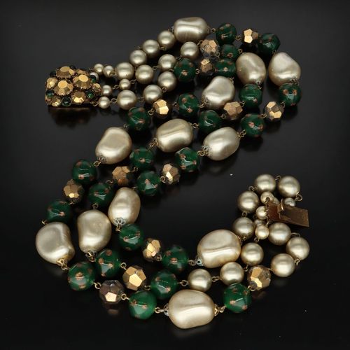 Rare Vintage Pearl and Glass Beaded Necklace image-3