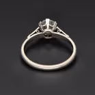 Platinum 1.00ct Diamond Solitaire Ring With Diamond-Set Shoulders