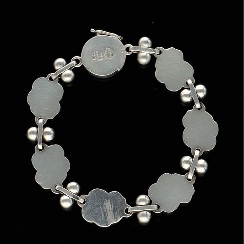 Vintage Silver ‘Moonlight Grapes’ Bracelet by George Jensen image-6