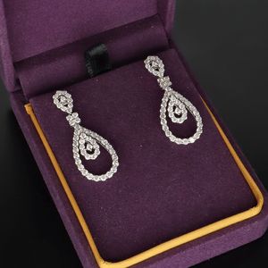3.10ct Diamond and Gold Drop Earrings