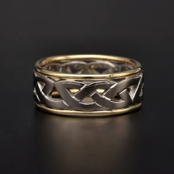 18ct White and Yellow Gold Ring with Celtic Design