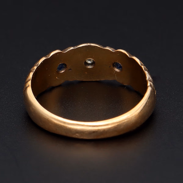 Vintage Gold Sapphire & Diamond Ring