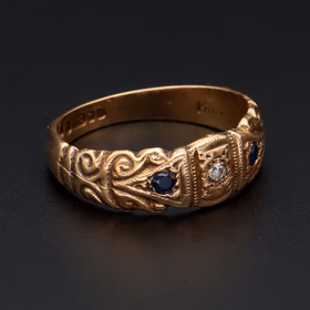 Vintage Gold Sapphire Diamond Ring.