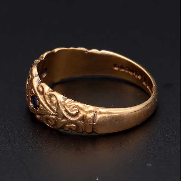 Vintage Gold Sapphire & Diamond Ring